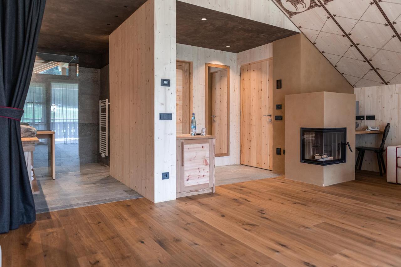 Dolomites Living Hotel Tirler Alpe Di Siusi Bagian luar foto