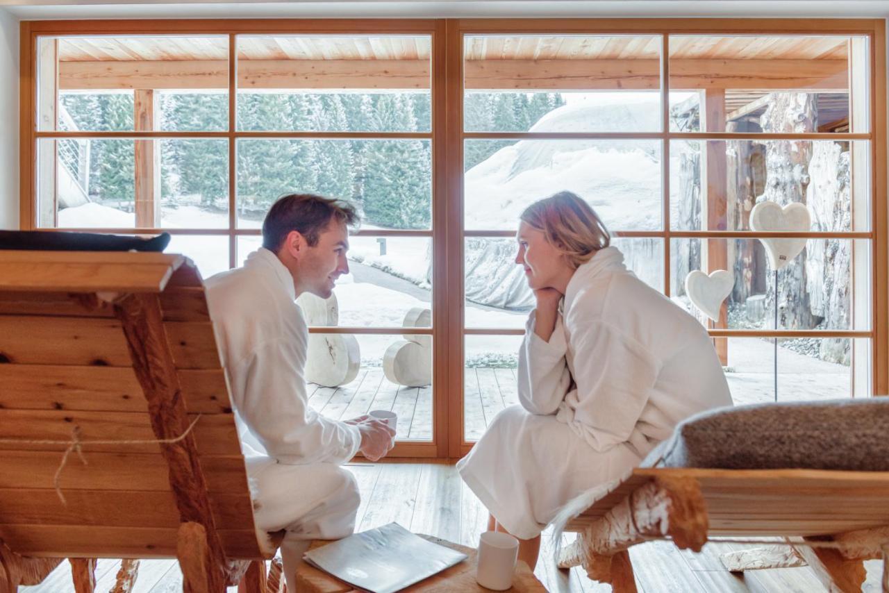Dolomites Living Hotel Tirler Alpe Di Siusi Bagian luar foto
